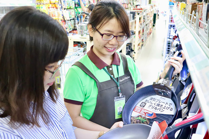 Cửa hàng bán mỹ phẩm Nhật tại TPHCM - 04.jpg